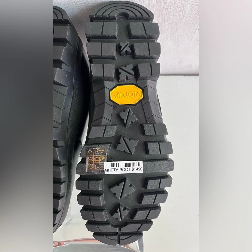 🔴SOLD🔴 THE ROW Greta Lug Sole Winter Chelsea Boot- Black - Picture 12 of 16